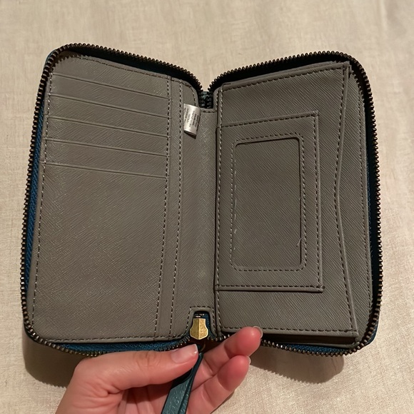 Fossil Wallet - Picture 2 of 3